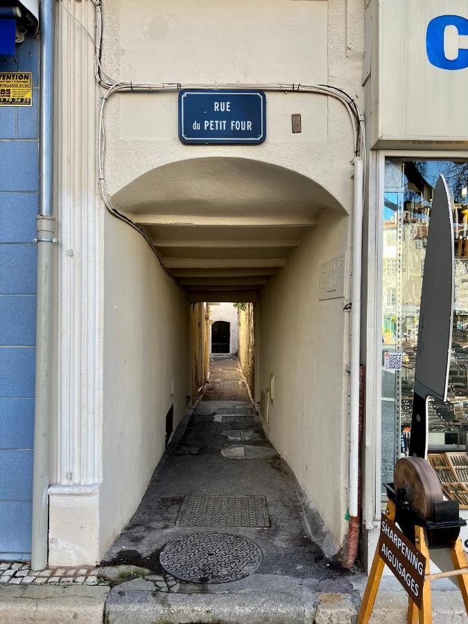 Amazing New Property In The Heart Of The Old Town Of אנטיב מראה חיצוני תמונה